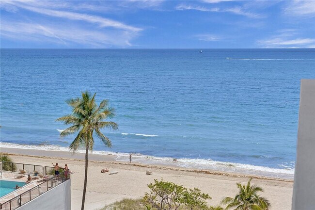 Building Photo - 4250 Galt Ocean Dr