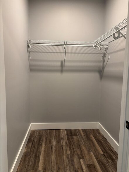 Building Photo - 303 Norwich-New London Turnpike