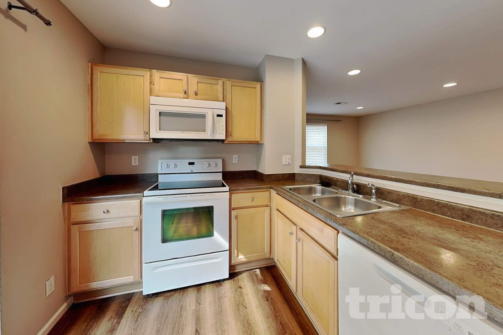 Building Photo - 2172 Willow Ct