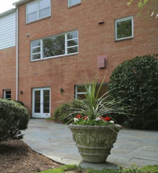 Full access to Patio - 9805 Hillridge Dr