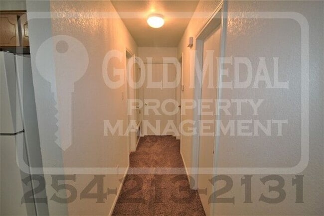 Building Photo - 1710 Aztec Trce