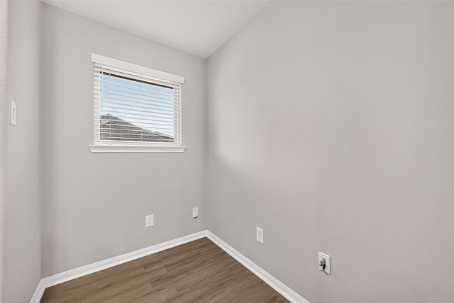 Building Photo - 30359 Limber Pines Dr