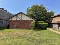 Building Photo - 4905 El Campo Ave