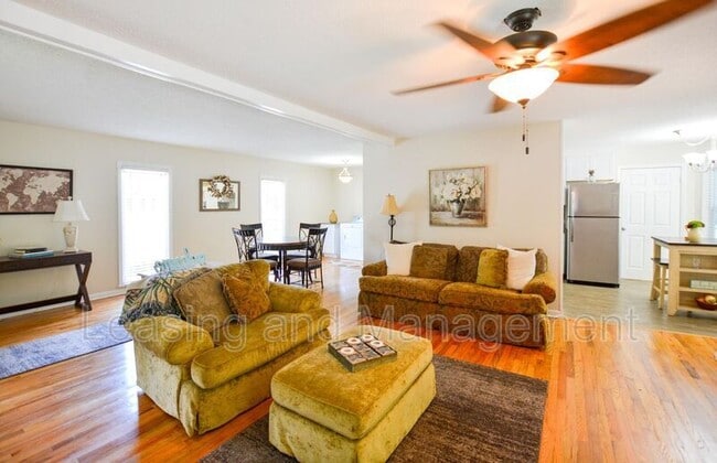 Building Photo - 1265 Cornwallis Dr