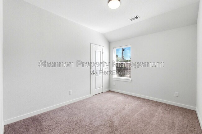 Building Photo - 8017 Whisper Grove Dr