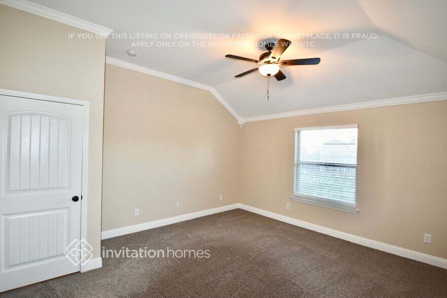 Building Photo - 2029 Bay Laurel Dr