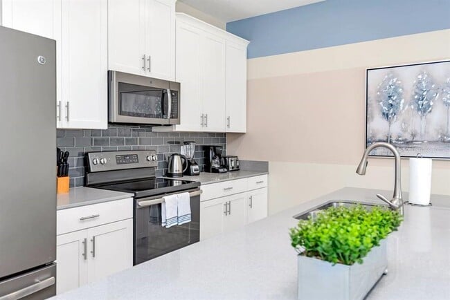 Building Photo - 1565 Plunker Dr