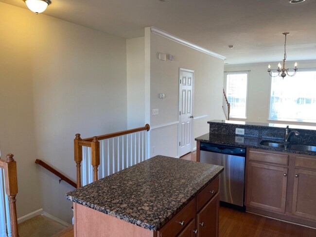 Building Photo - 15592 John Diskin Cir