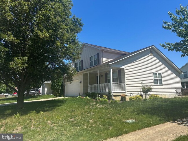 Building Photo - 3877 Shiner Ct