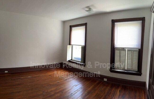 Building Photo - 4416 Locust St