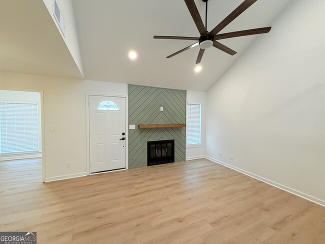 Building Photo - 1500 Planters Ridge Ln