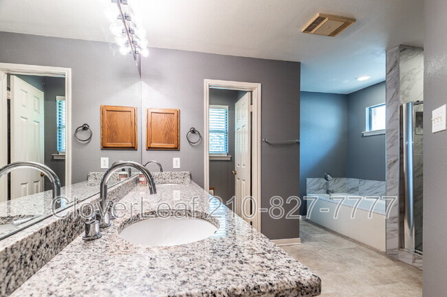 Building Photo - 417 Sunrise Canyon Dr