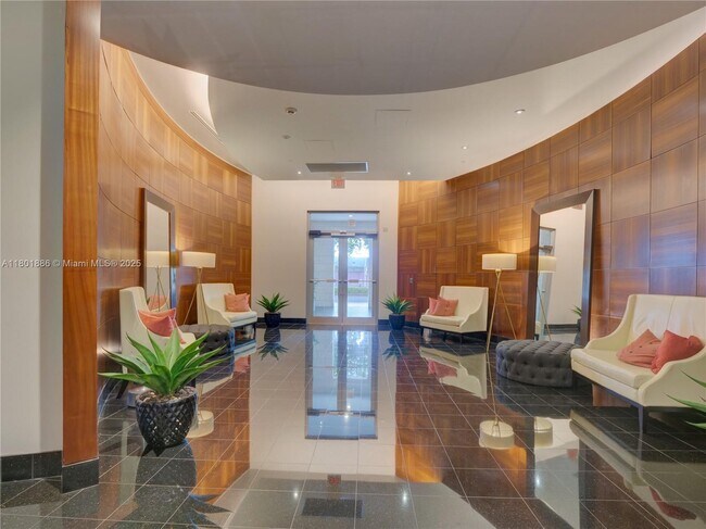 Building Photo - 3000 Coral Wy