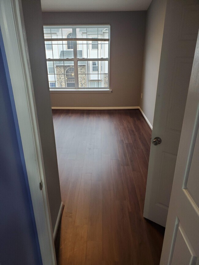 New flooring in Master suite - 5921 Founders Crossing Ct