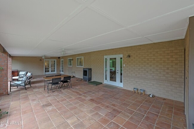 Building Photo - 2226 E Fairmount Ave