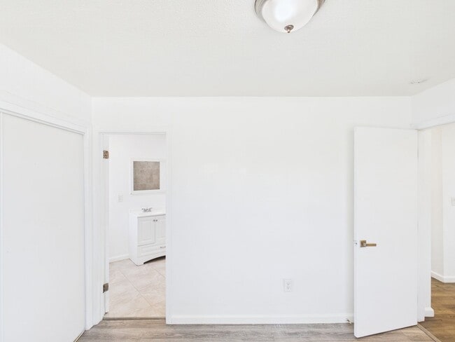 Building Photo - 2135 Washington St