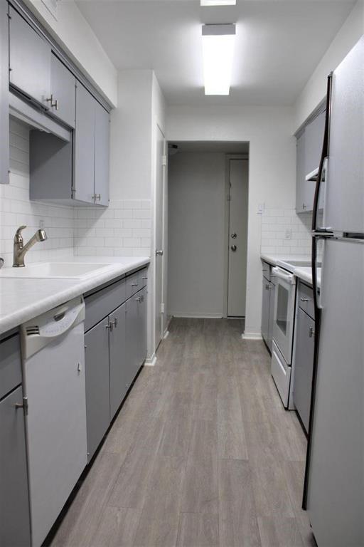 Building Photo - 6060 Birchbrook Dr