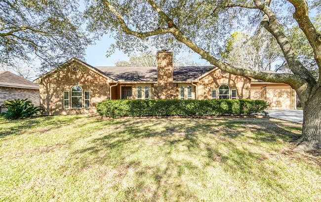 Primary Photo - 1309 Oak Hollow Dr