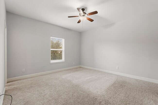 Building Photo - 2410 Ranna Ct