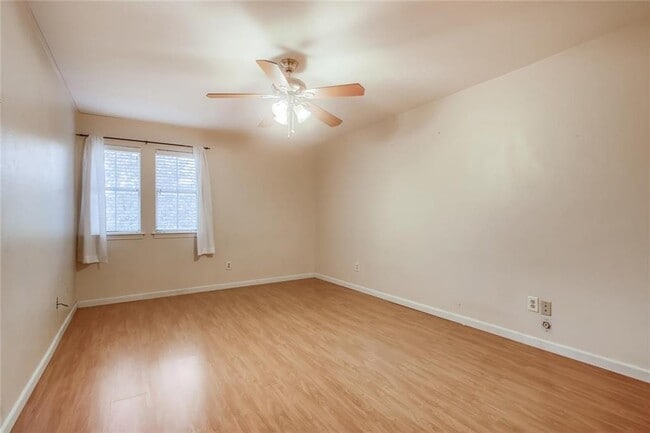 Building Photo - 2529 Rio Grande St