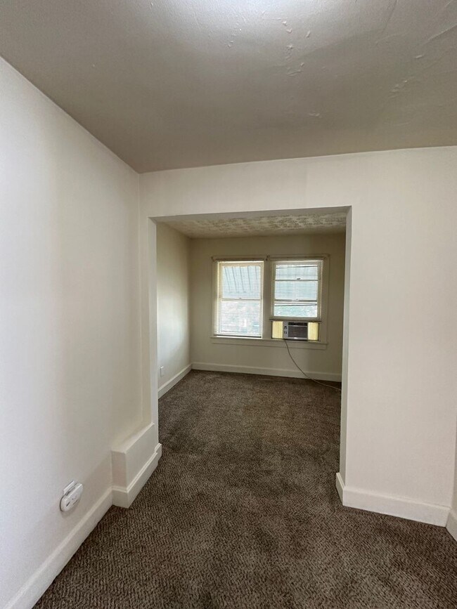 Building Photo - HAD1318