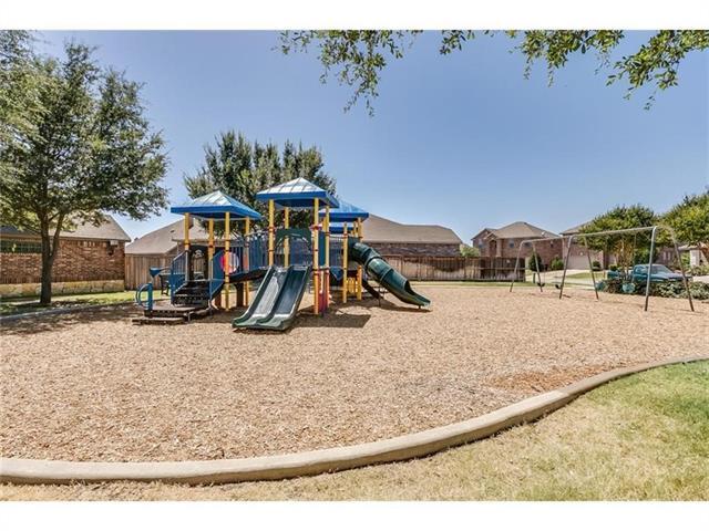 Building Photo - 8729 Noontide Dr