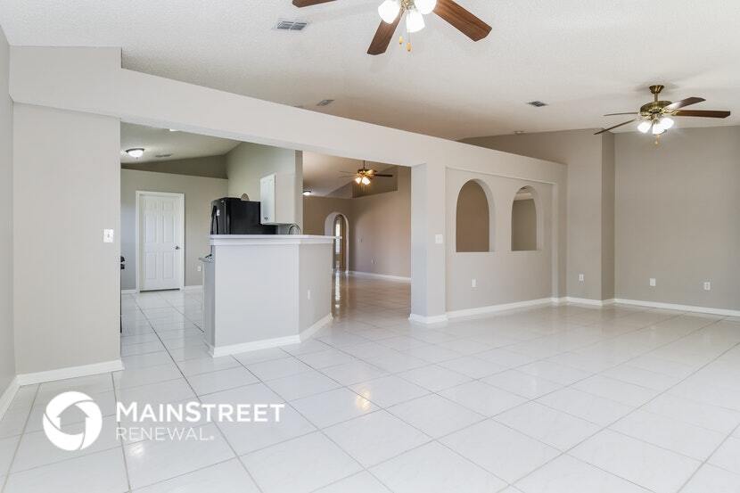 Building Photo - 7360 Lawn Tennis Ln