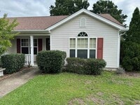 Building Photo - 5005 Medieval Dr