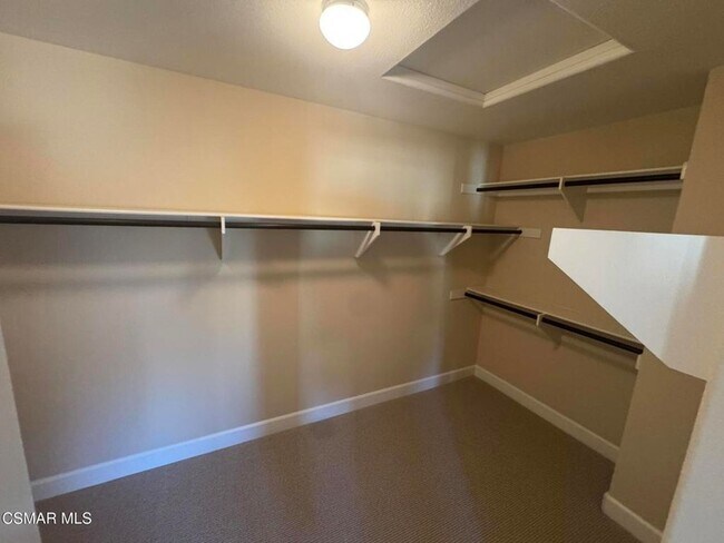 Building Photo - 7124 Baneberry Ave