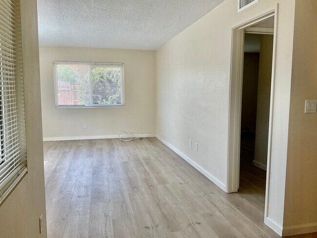 Building Photo - 41606 Marine Dr