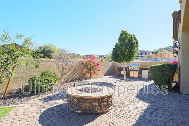 Building Photo - 28995 N 71st Ave