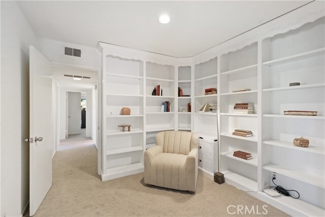 Building Photo - 7161 Grasswood Ave