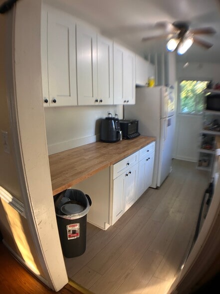 Building Photo - 6705 Forest Hill Dr