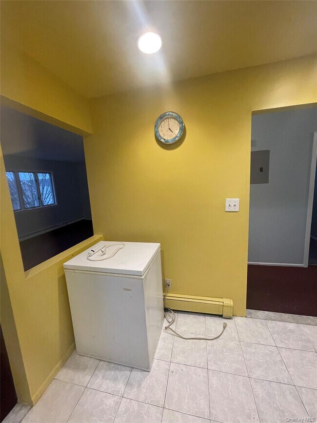 Building Photo - 257-20 148th Ave