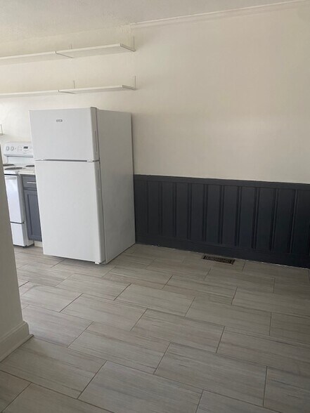 Building Photo - 595 South 7th Street