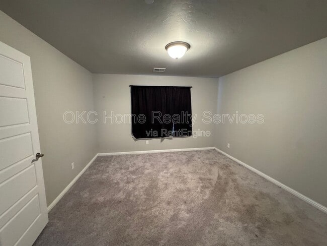 Building Photo - 5709 Asheville Wy