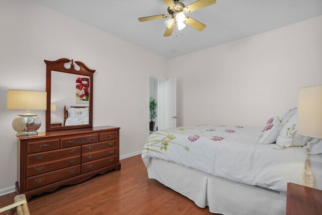 Building Photo - 17 Thomas Bee Dr
