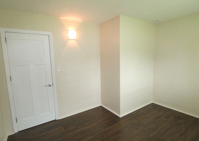 Building Photo - Spacious 3-Bedroom Home Off Fairfield – Pe...