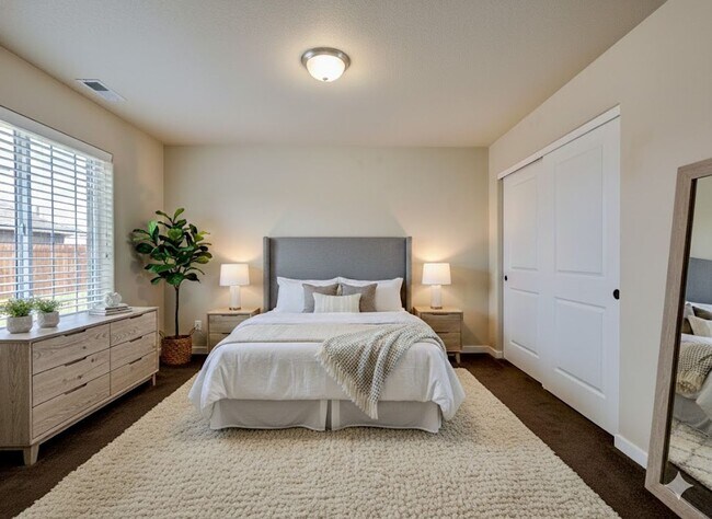 Building Photo - Beautiful 3 Bedroom Home Located in The Meadows at Baseline Woods Neighborhood Close to Nike and ...