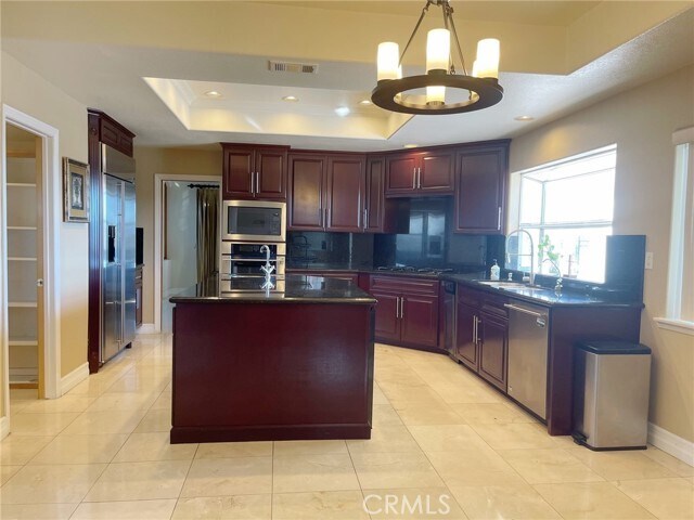 Building Photo - 2067 Scenic Ridge Dr