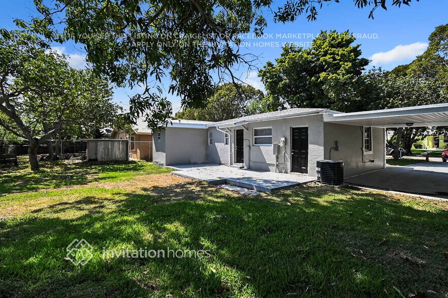 Building Photo - 3028 Ridgeway Ave