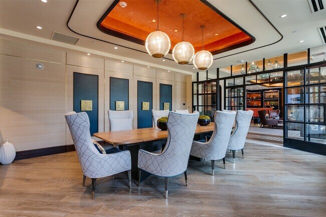 Building Photo - 350 Central Ave