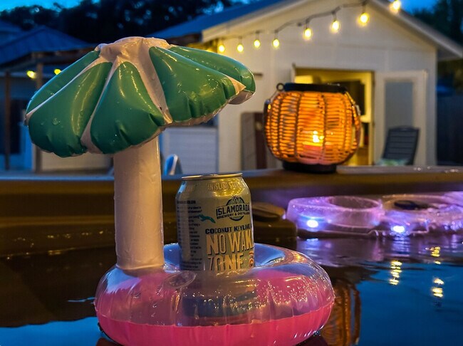 Building Photo - 94 Cobia St