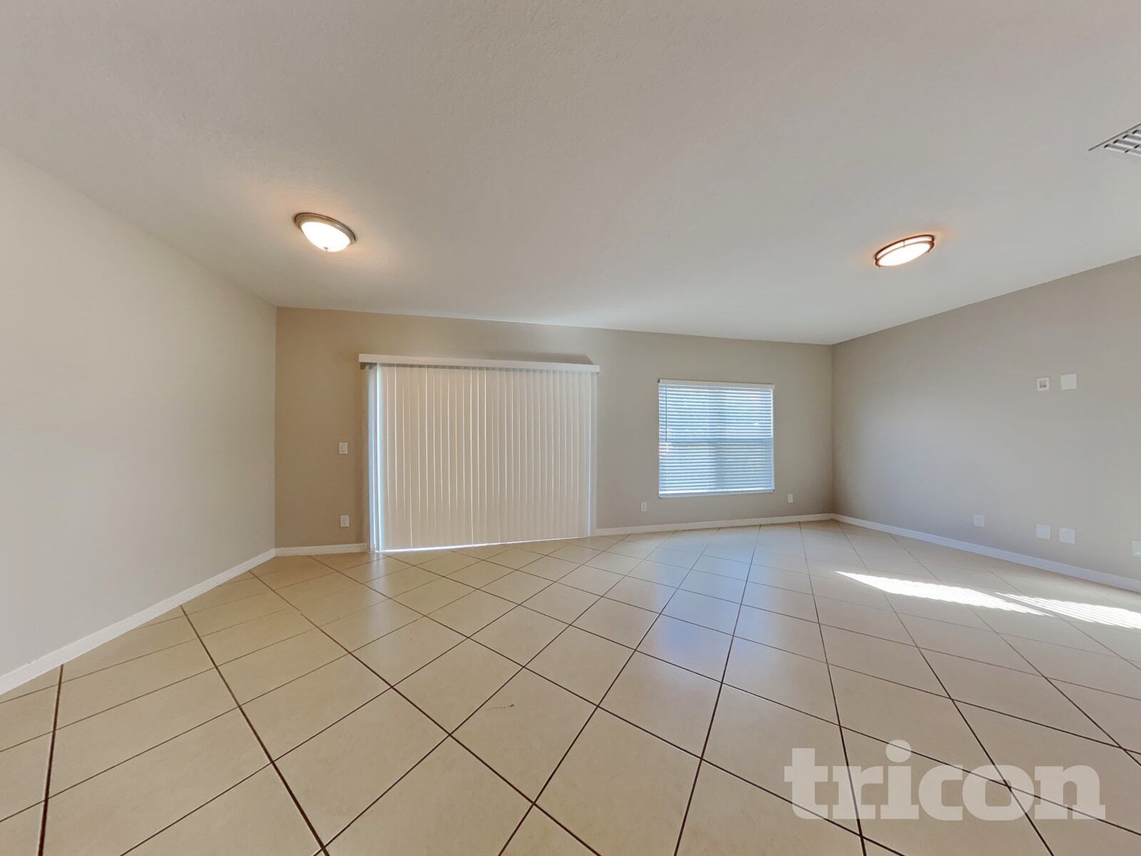 Building Photo - 4887 Rockvale Dr