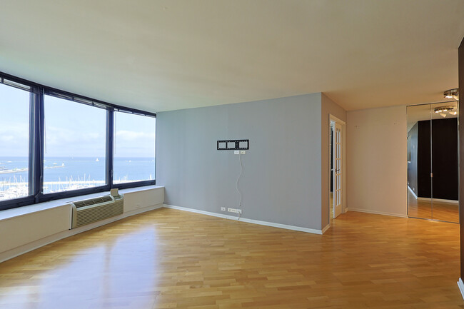 Building Photo - 155 N Harbor Dr