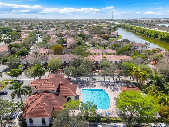 Building Photo - 14055 SW 51st Ln