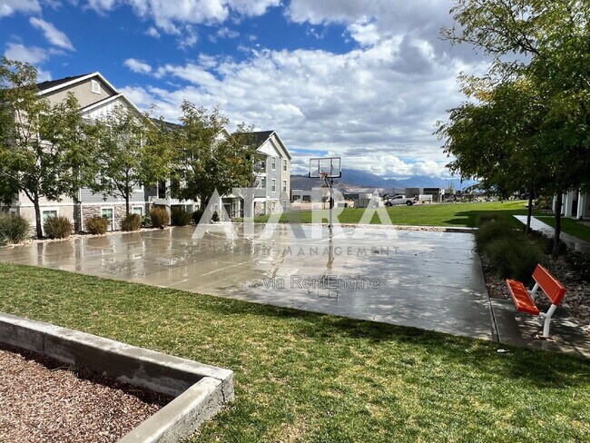 Building Photo - 4234 McKellen Dr