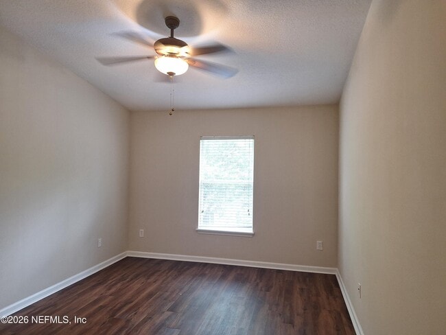 Building Photo - 7061 Snowy Canyon Dr