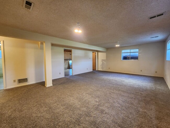 Building Photo - Ranch Style 4 Bedroom Home With Basement A...