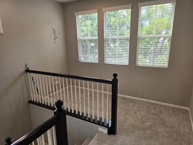 Building Photo - Nicely Updated Three Bedroom Home in Torrey Hills